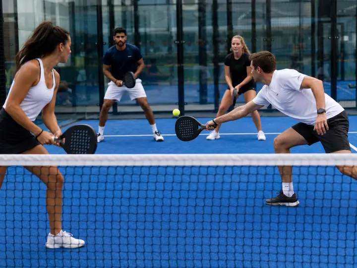 Play Padel experience
