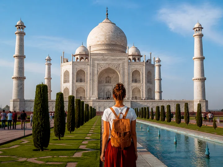 See a Famous Monument experience