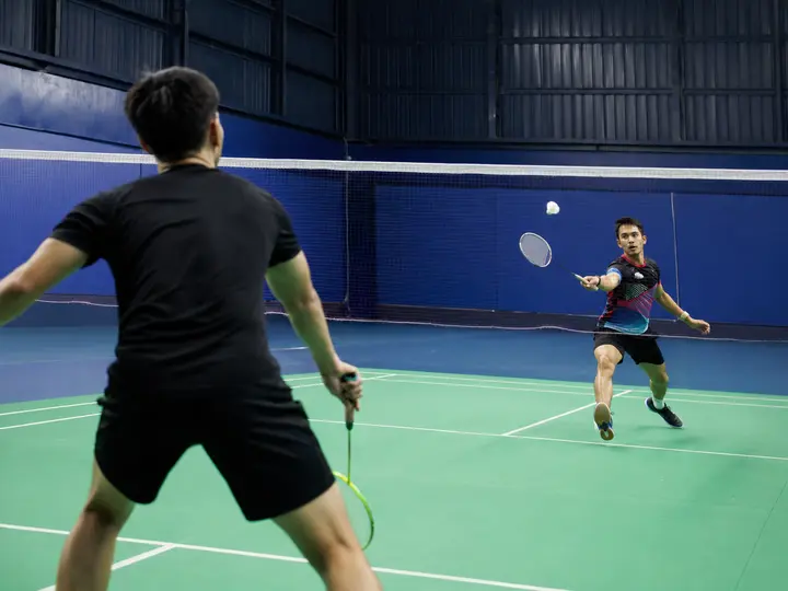 Play Badminton experience