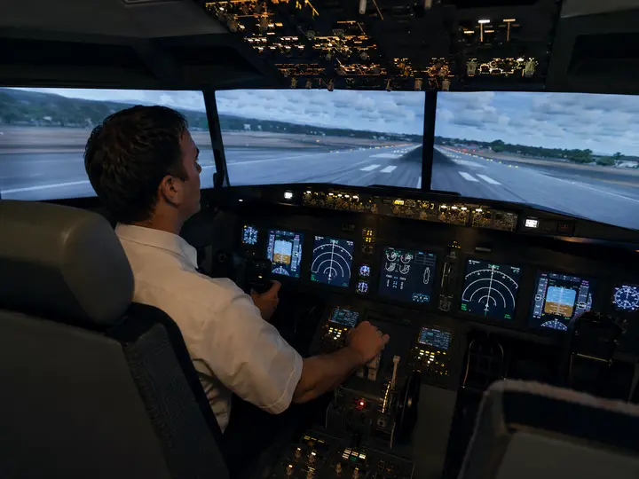 Try a Flight Simulator experience